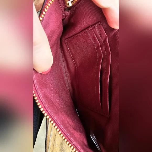 Coach Metallic Cherry Leather wristlet New without tags - Picture 2 of 16